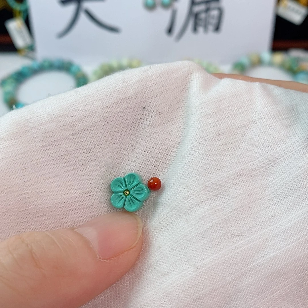未镶嵌南红玛瑙珠宝奇石