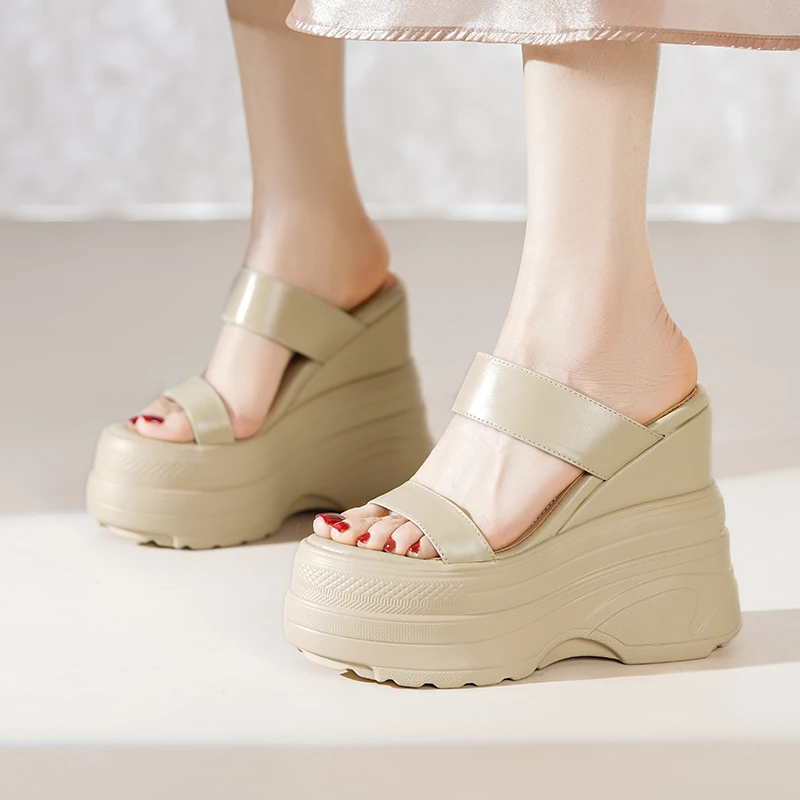 真皮14cm内增高松糕底夏季百搭凉拖女外穿时尚韩版休闲小个子凉鞋