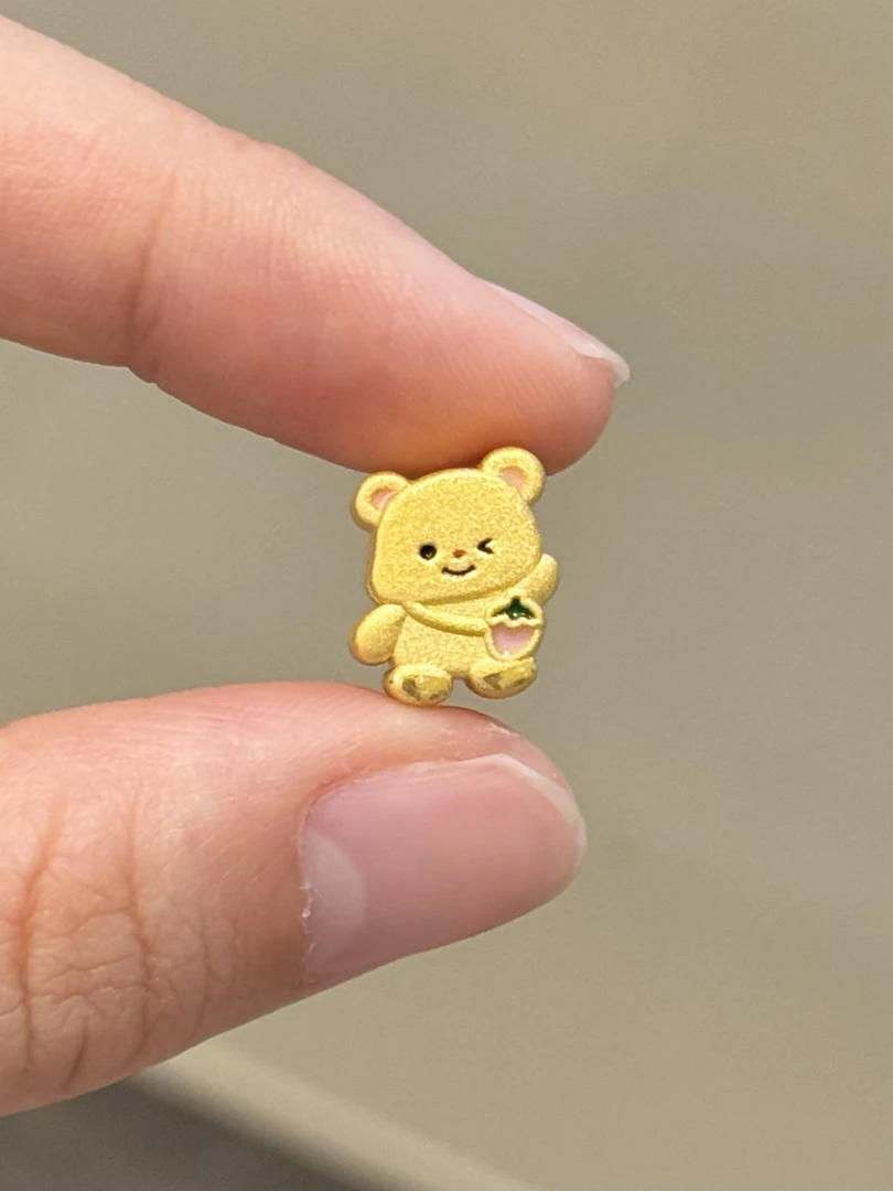 贝贝黄金 足金999 草莓包黄油小熊 珐琅彩 转运珠 101