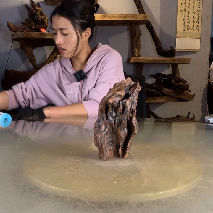 廿***壹天然沉木都会黄水