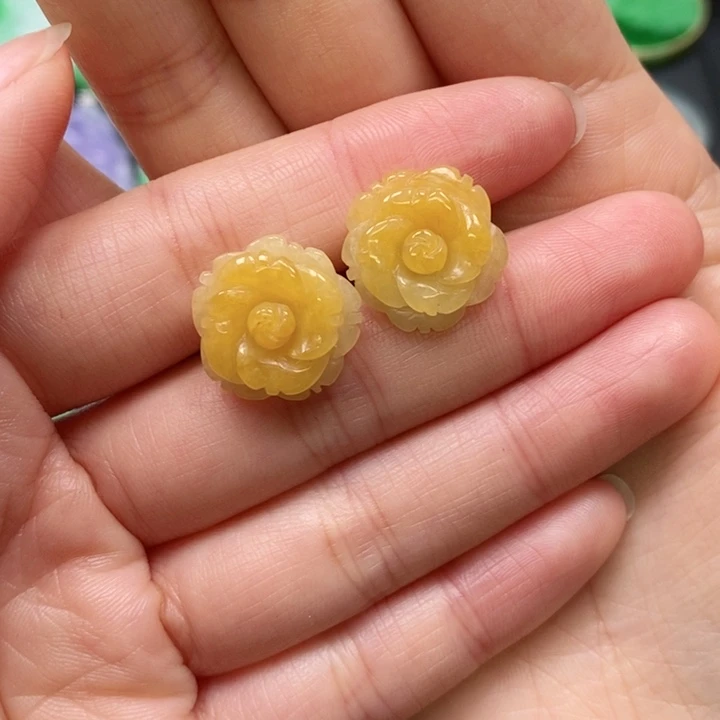 翡翠颈饰未镶嵌吊坠