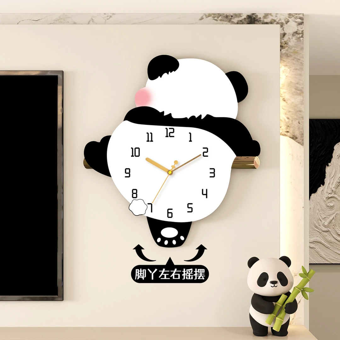 新款家用钟表餐厅万年历时钟熊猫摇摆挂钟客厅挂墙静音创意石英钟