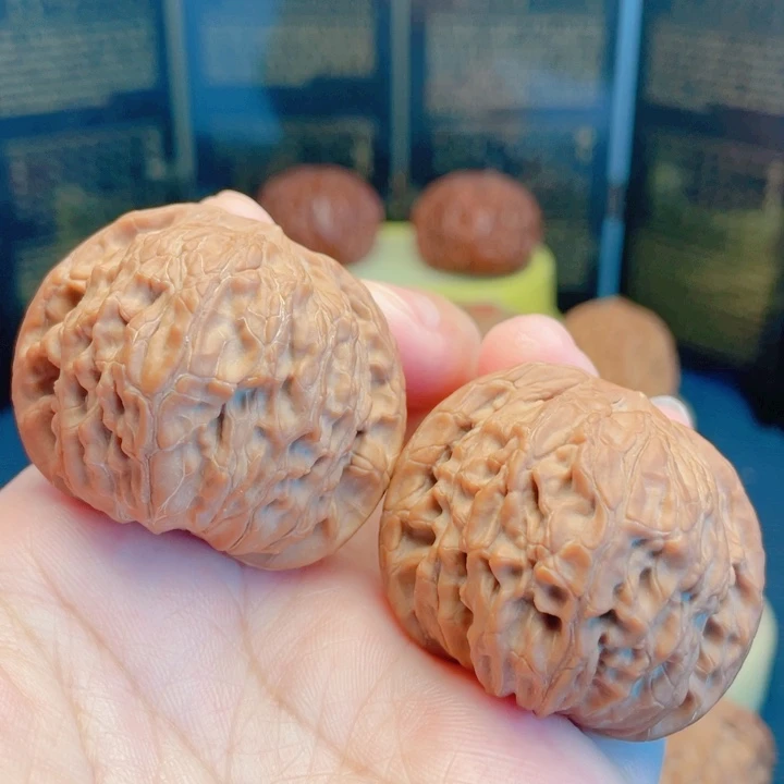 文玩核桃吊坠41全品老树红皮磨盘