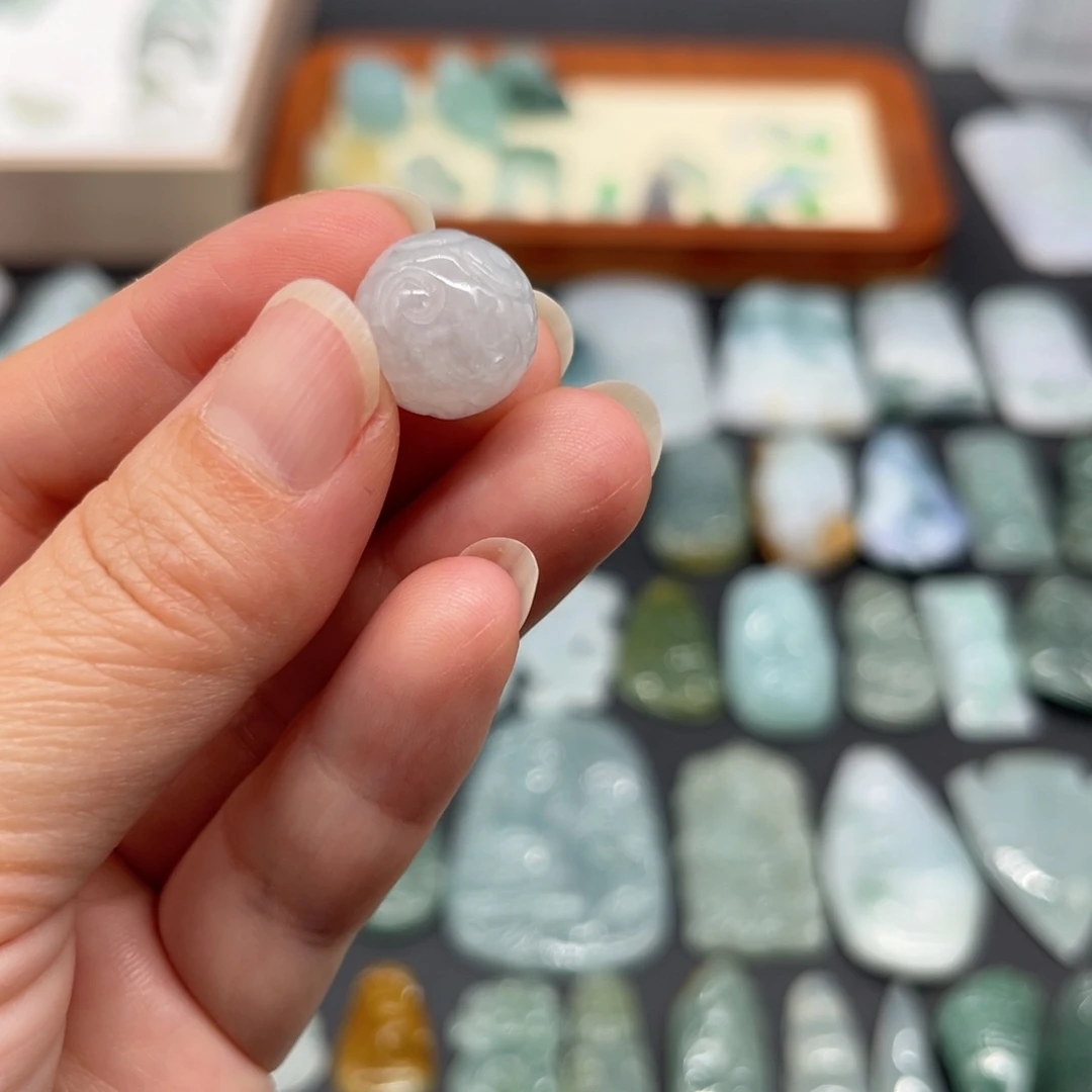 翡翠未镶嵌颈饰仿古珠