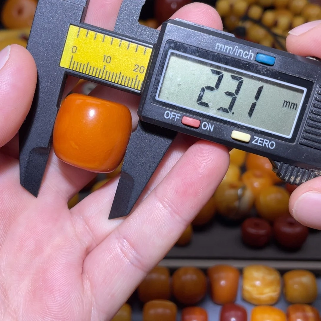 琥珀未镶嵌裸石马蹄