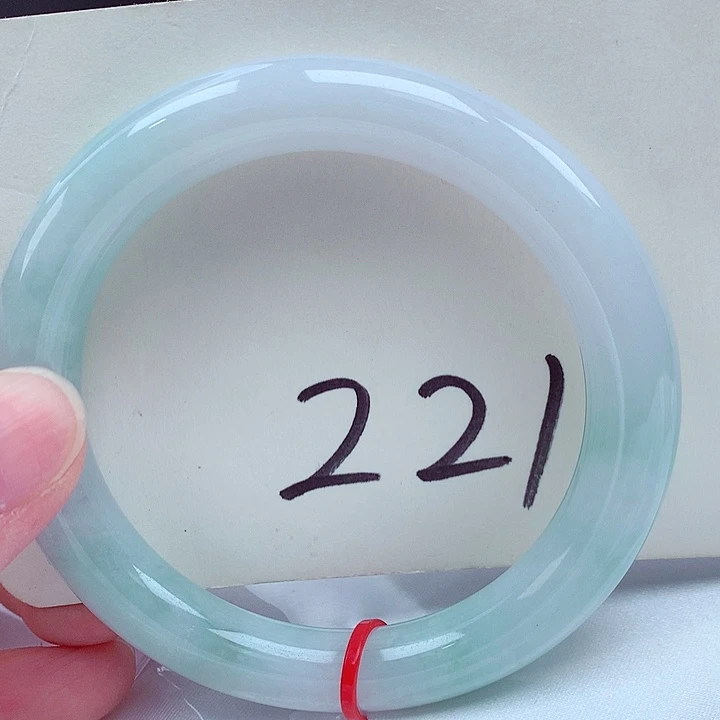 翡翠未镶嵌手镯翡翠