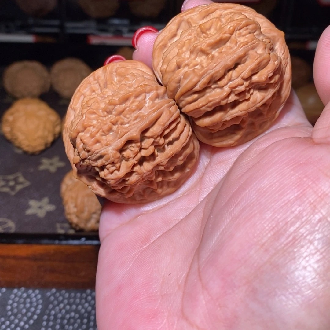 徐***儿文玩核桃把件平谷楼