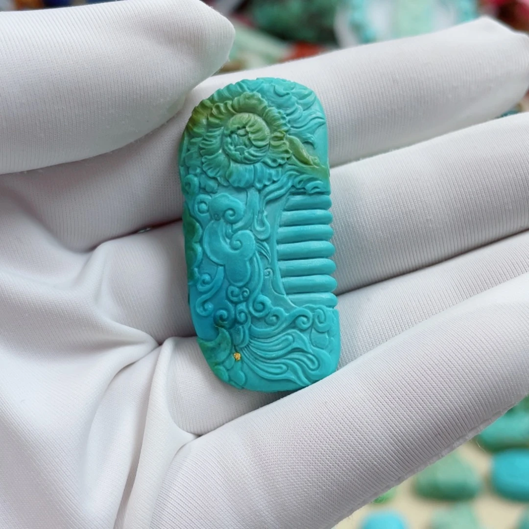 绿松石未镶嵌珠宝奇石