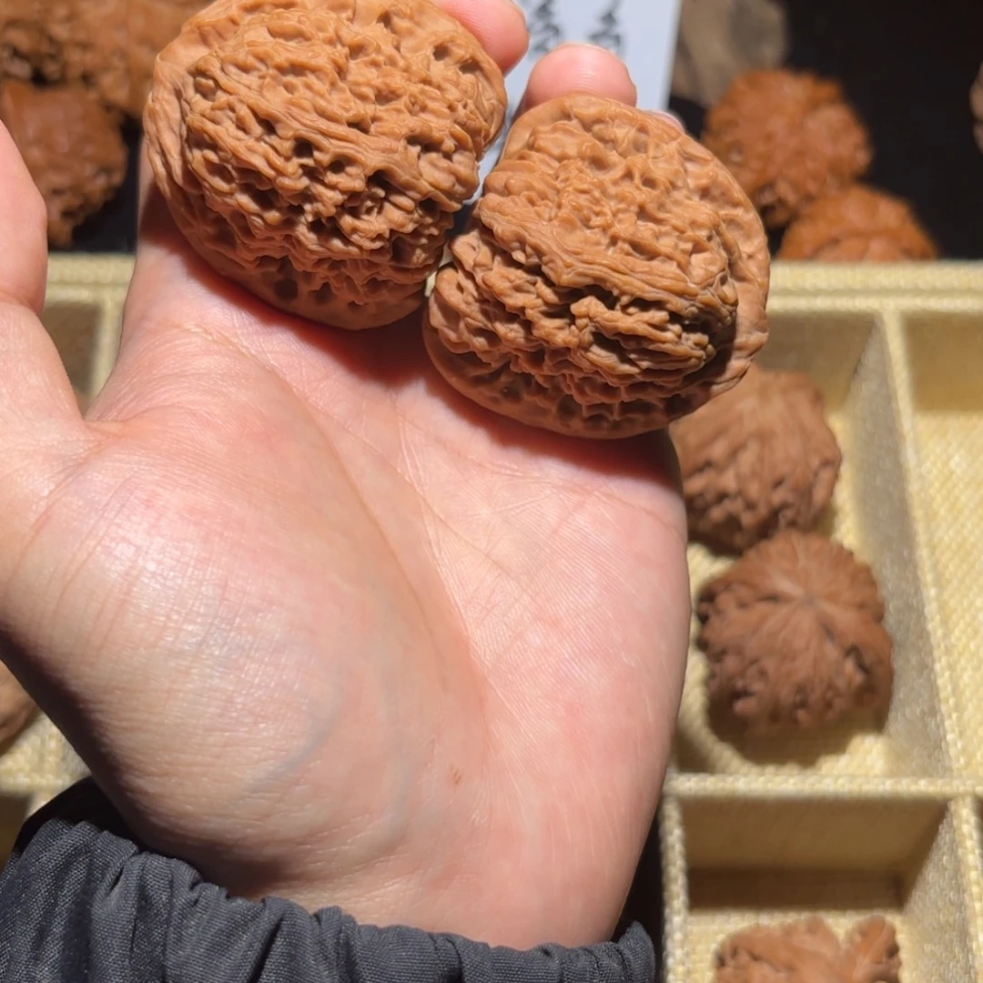 吊坠文玩核桃43+全品南疆红皮