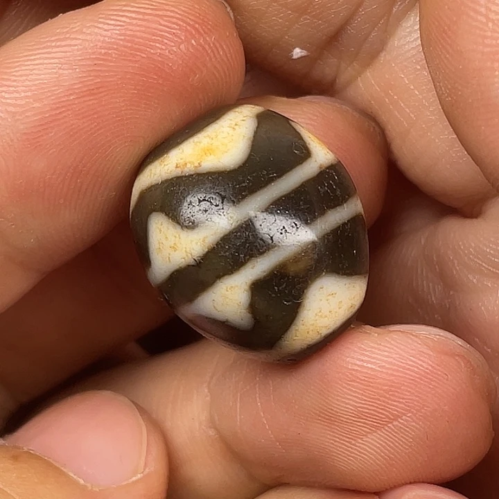 暴***博玛瑙/玉髓未镶嵌颈饰