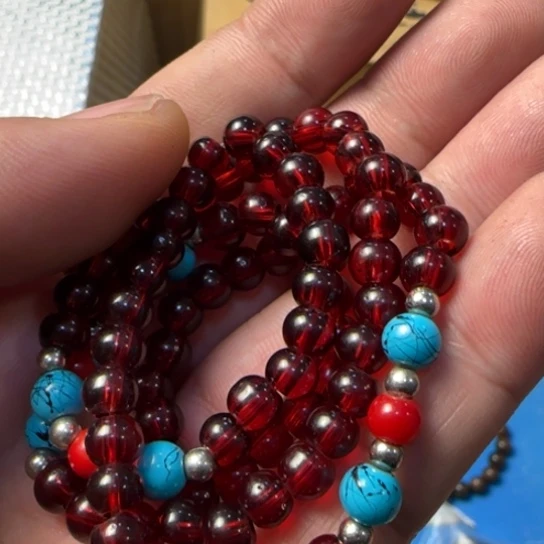 张*华如图所示所拍即所得