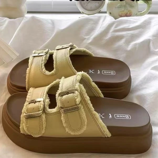 【888】714/1158/139-9  凉拖鞋女夏外穿新款厚底增高沙滩一字拖鞋