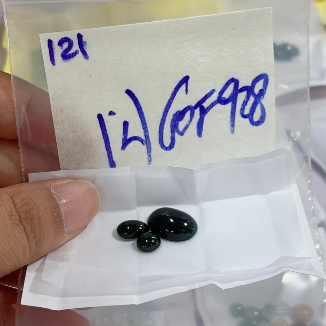 定制翡翠未镶嵌不