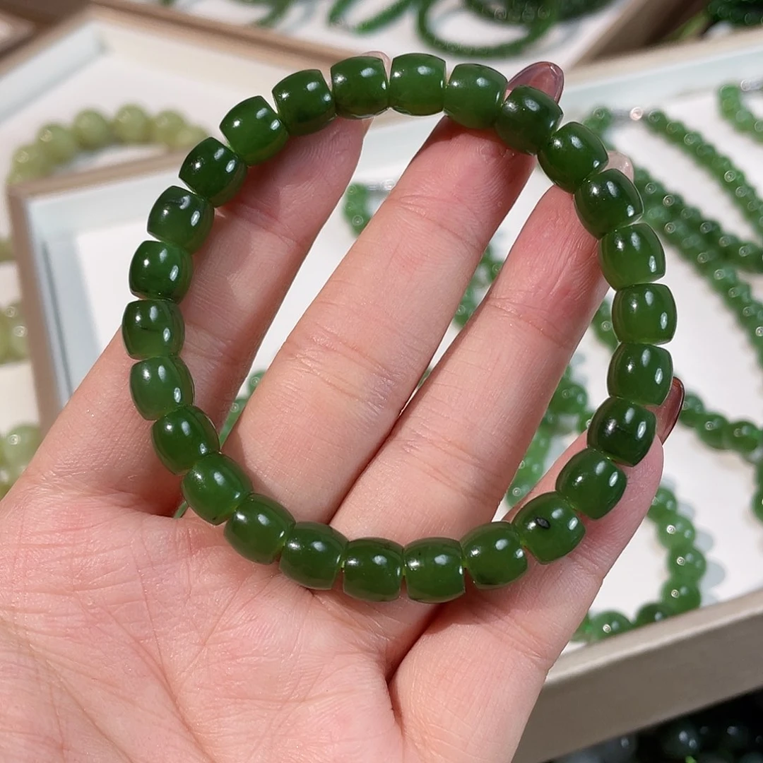 和田玉（碧玉）手链未镶嵌俄 7 红皮老料 8 .2 加2颗