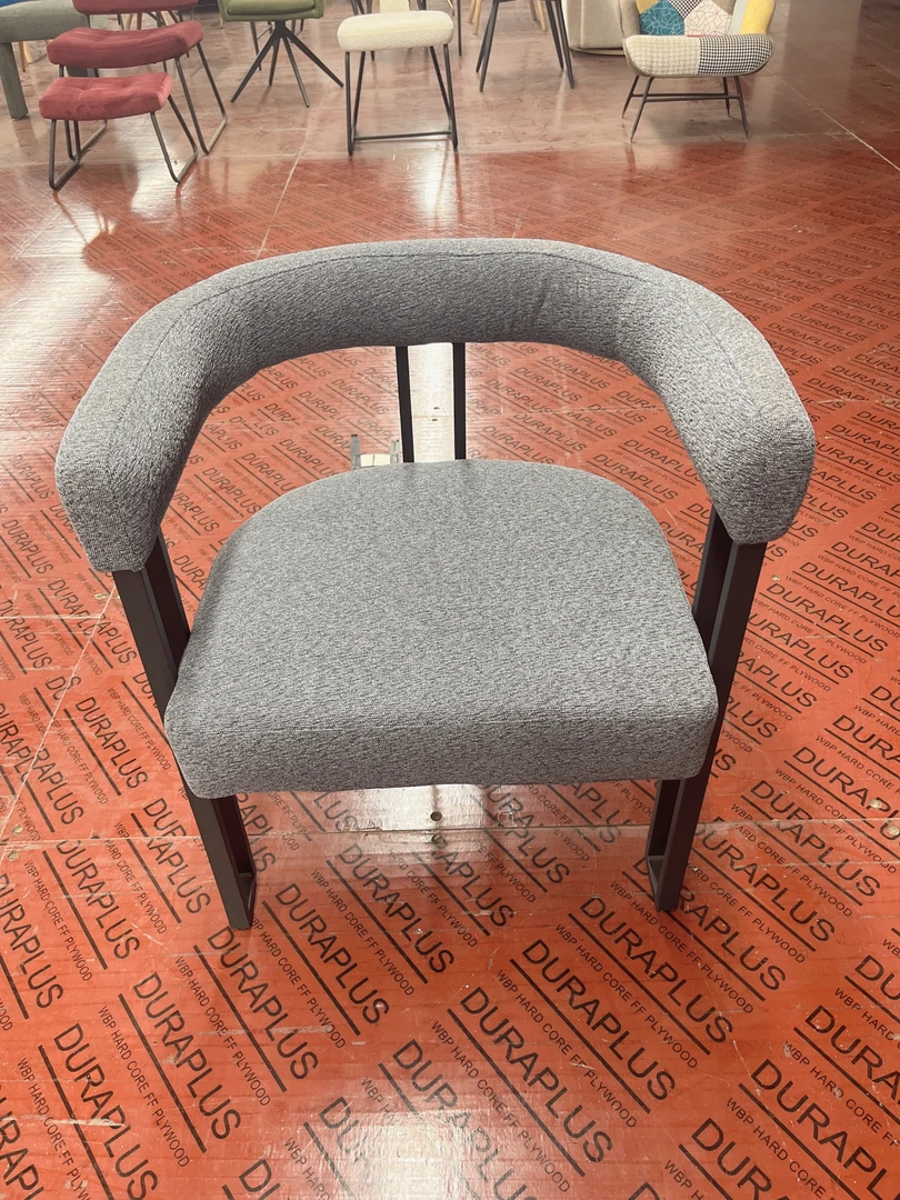 北欧简约现代家用岛台吧椅轻奢高级感金属高脚椅样板间客厅餐椅