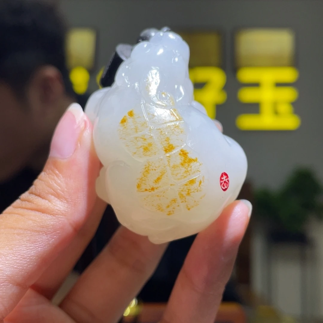 落***根颈饰未镶嵌和田玉