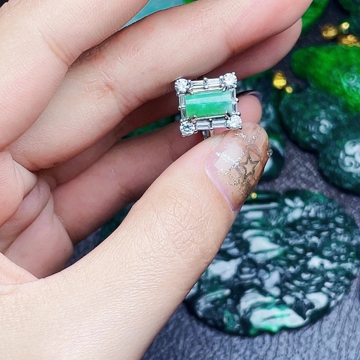 翡翠银S925镶嵌颈饰多样性