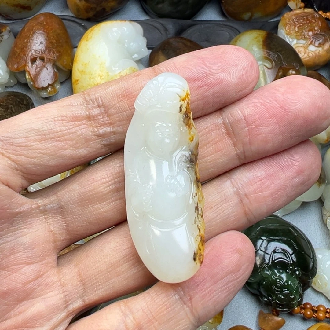 和田玉未镶嵌挂件