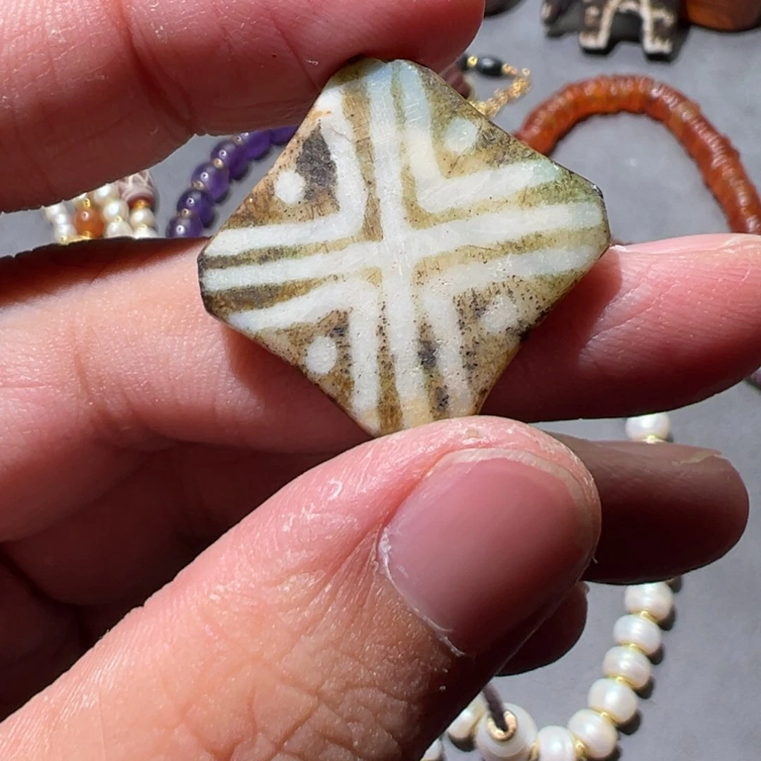 玛瑙/玉髓颈饰未镶嵌