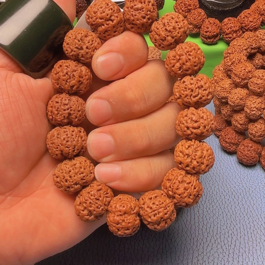 金刚菩提手串263/21mm 闷墩五星蜂王