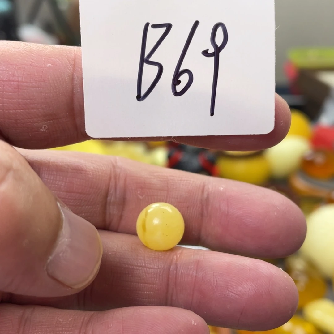 手链琥珀未镶嵌多样性发，发其中一件