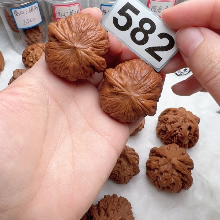 吊坠文玩核桃文玩582