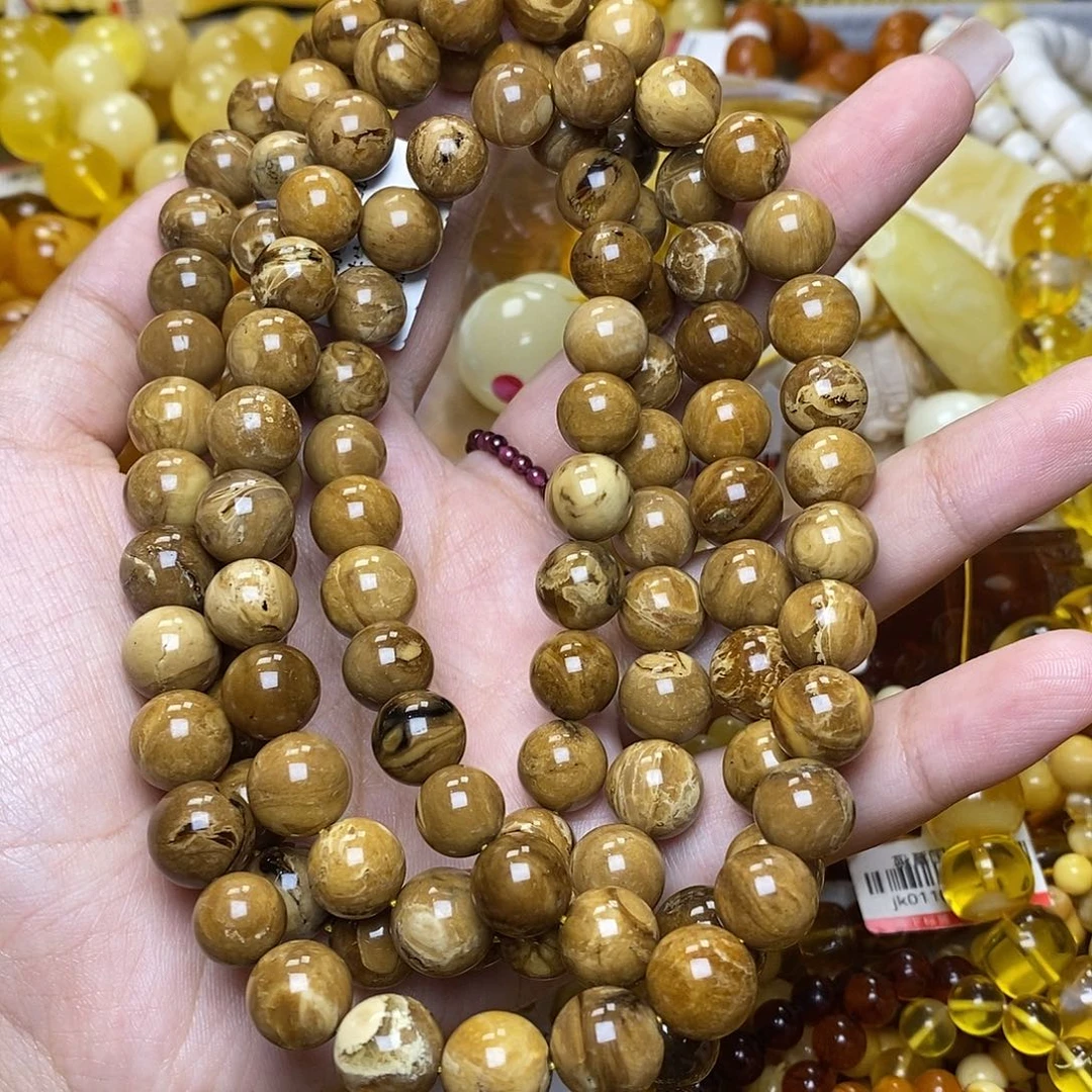 未镶嵌琥珀珠宝奇石