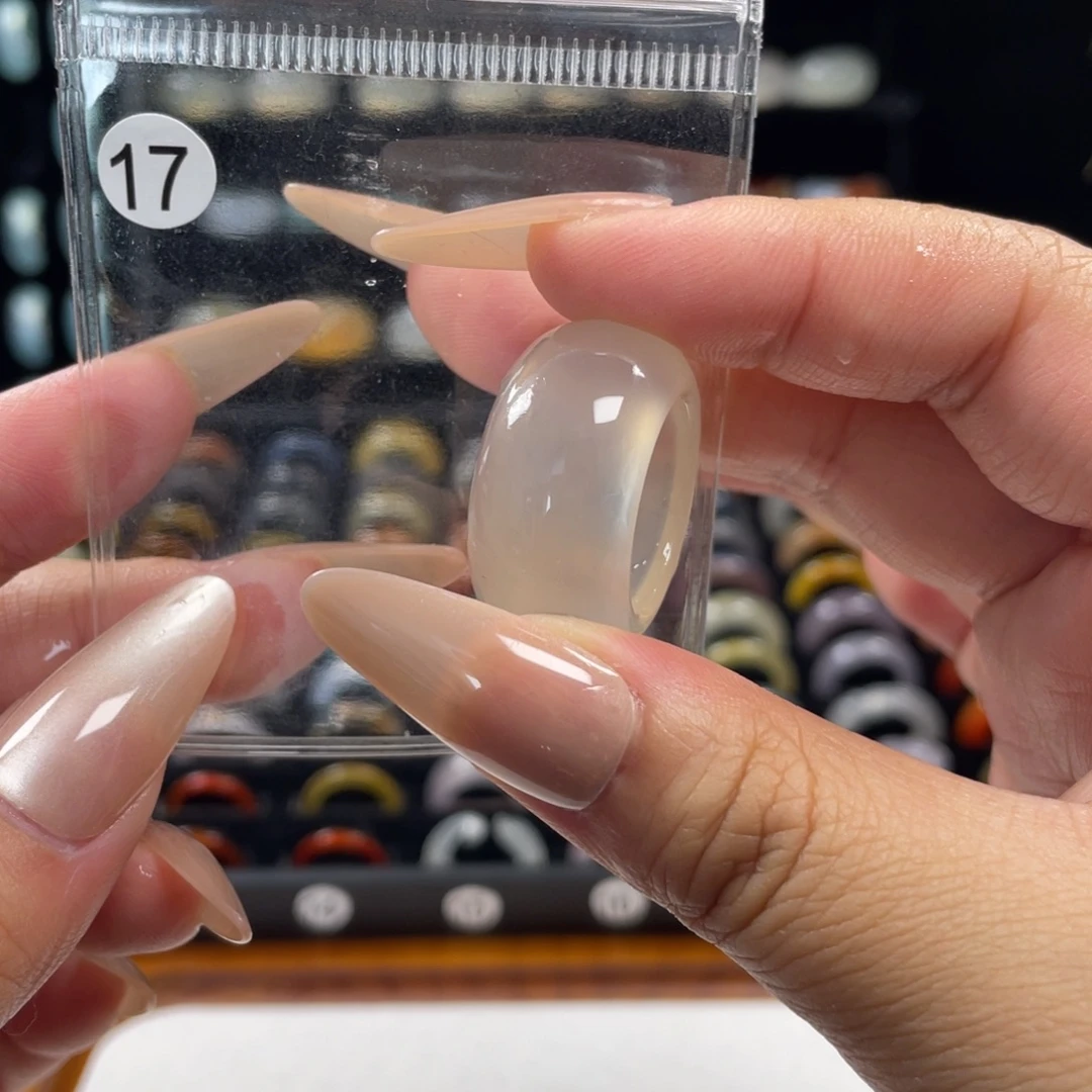 玛瑙/玉髓未镶嵌戒指17号港码18直径18.2