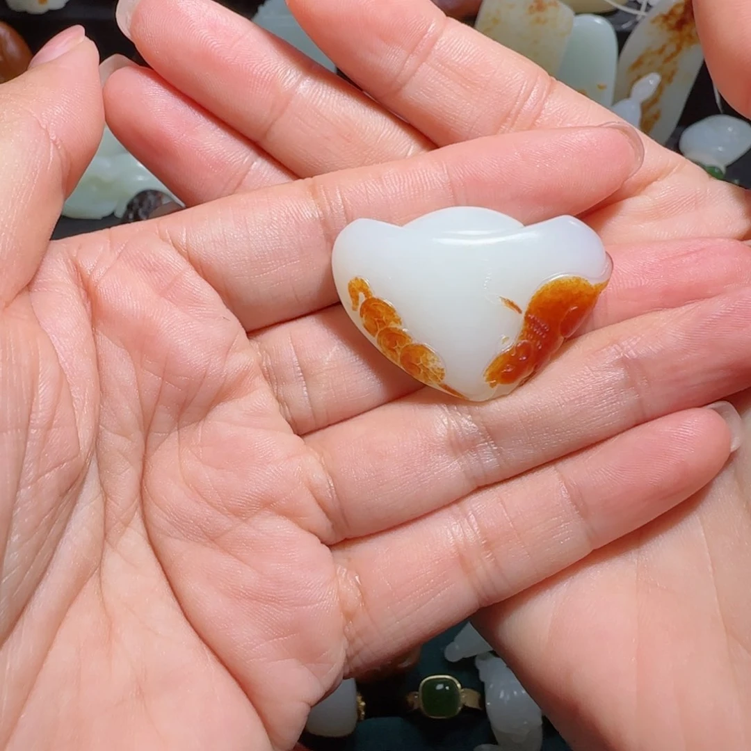 和田玉未镶嵌颈饰大*