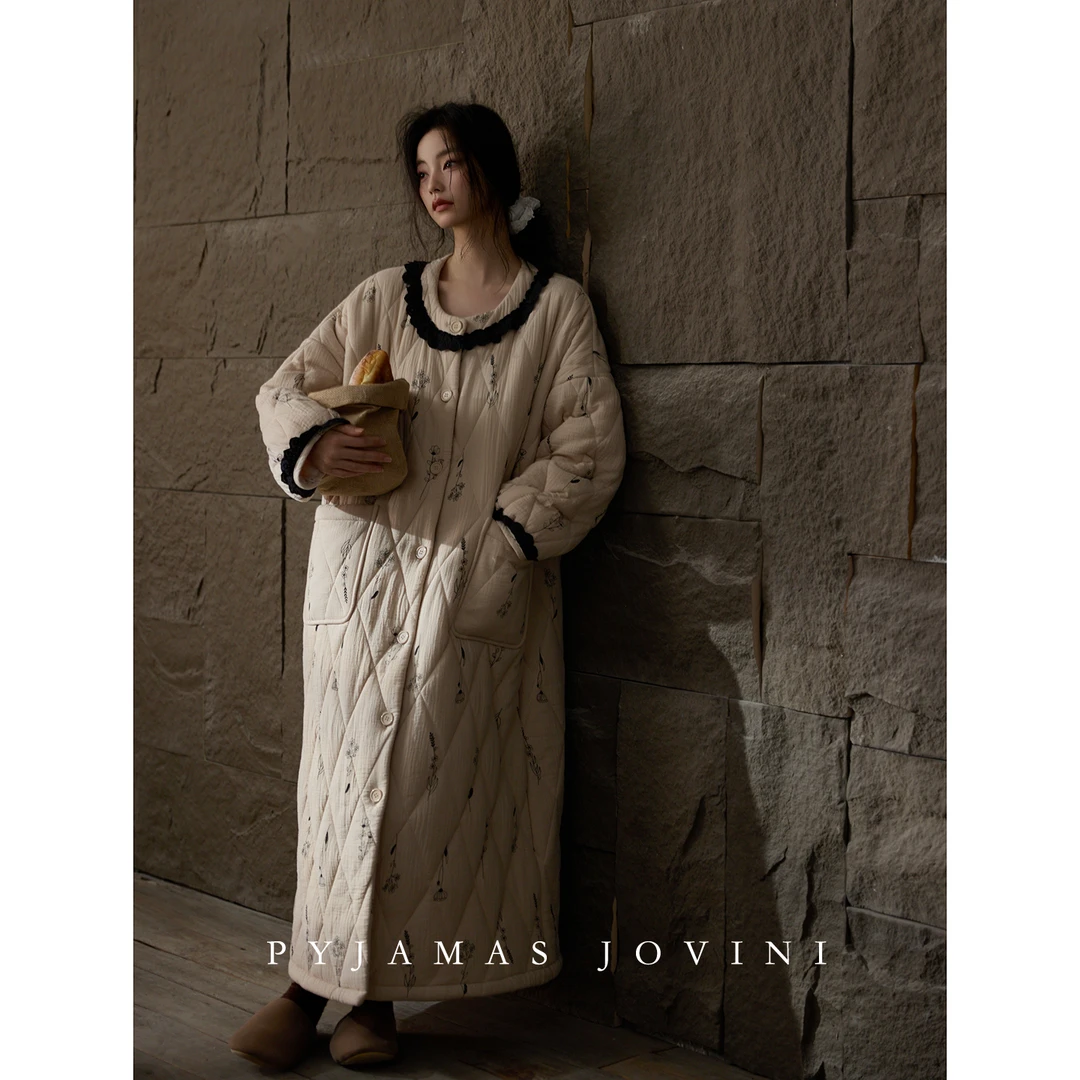 俏薇妮睡袍女冬季款三层夹棉纯棉加厚保暖睡衣睡裙2025新款长袍