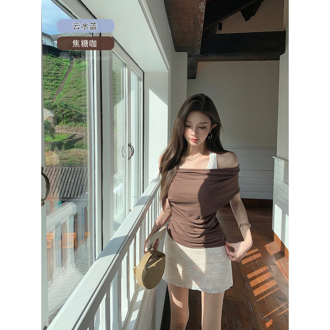 【QIUROUYAO邱肉瑶】呼吸美学*解构层次假两件撞色露肩上衣