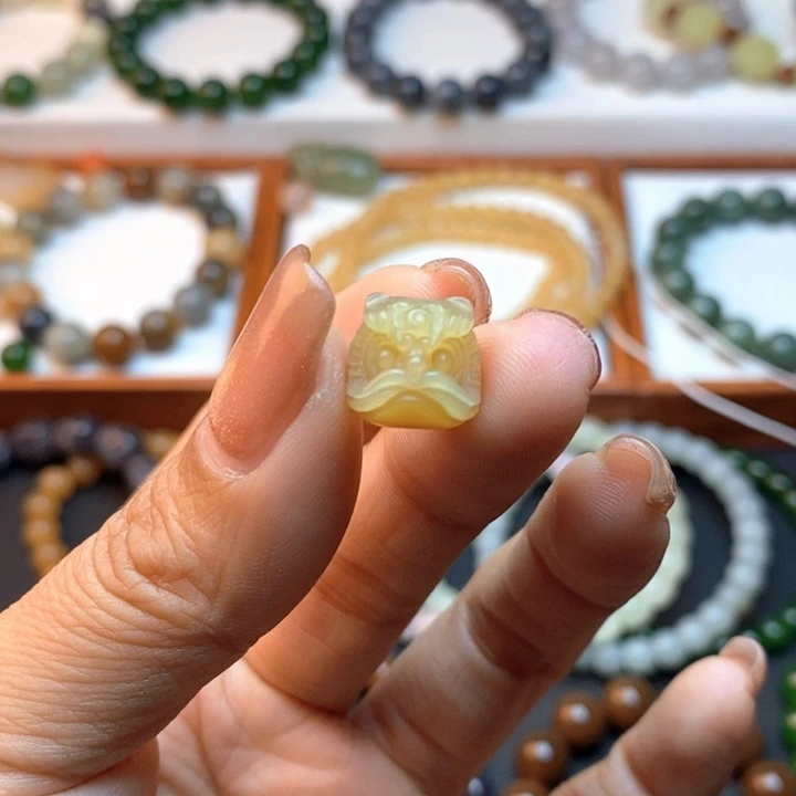 和田玉手链未镶嵌?***兮