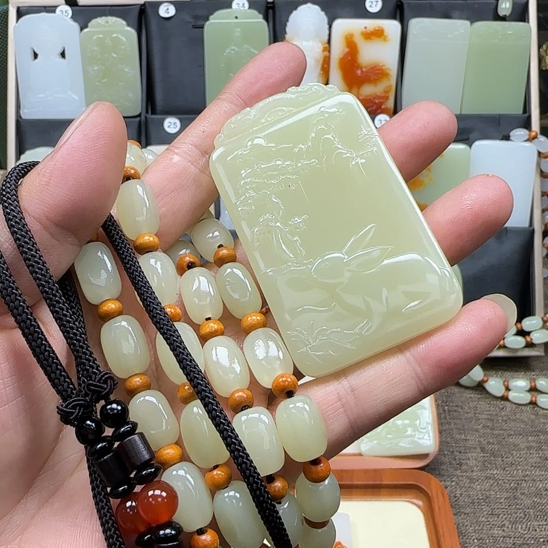 沉****昆仑山料一物一拍双面兔