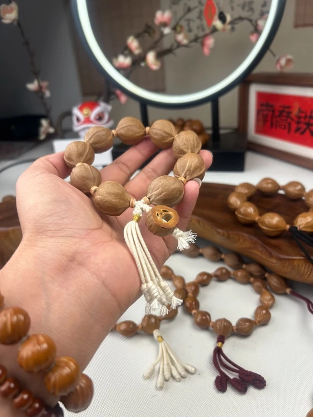 南乔铁核21×26三花鲨鱼背梅林铁核橄榄核素串