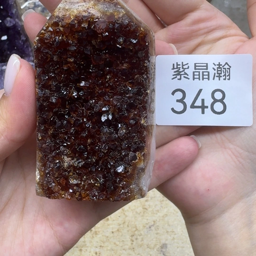 未镶嵌水晶大型摆件（非配饰）