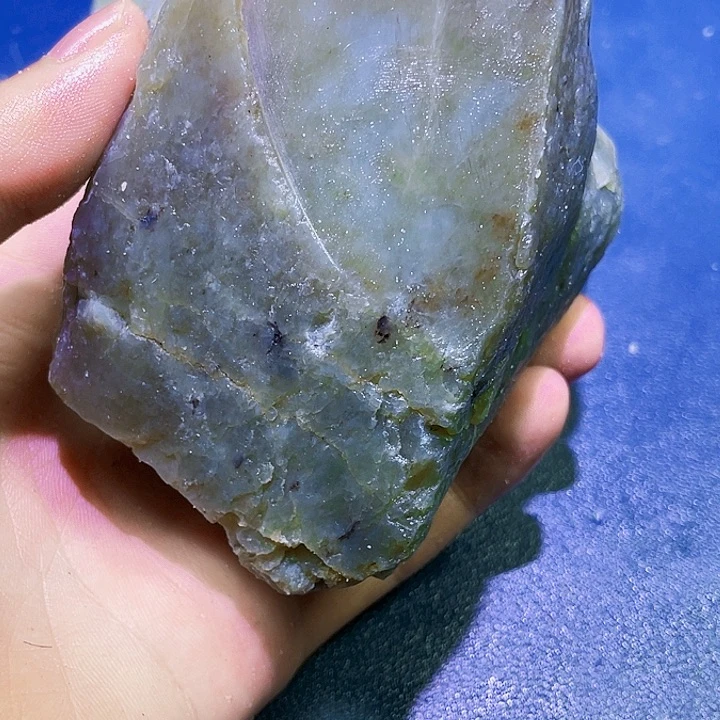 未镶嵌和田玉（糖玉）珠宝半成品