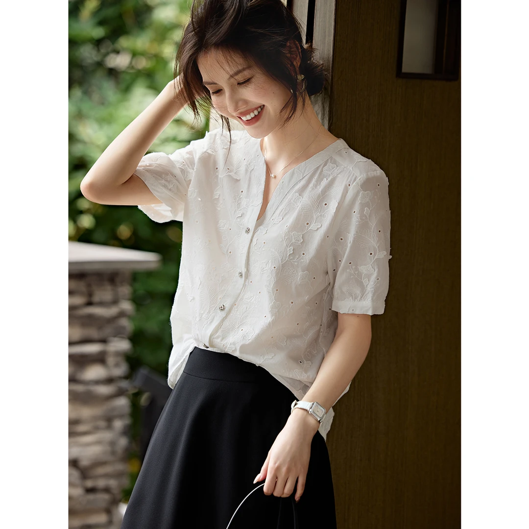 XWI/欣未2025年秋季法式尤莱特立体花卉棉布上衣衬衫绣花衬衫7539
