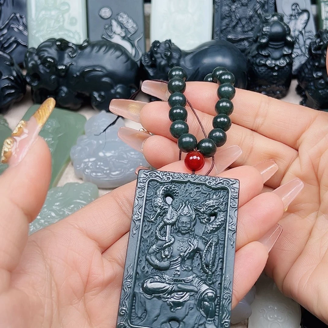 和田玉颈饰未镶嵌天**久