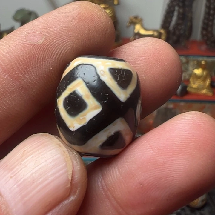 朗***社玛瑙/玉髓合金珠宝半成品