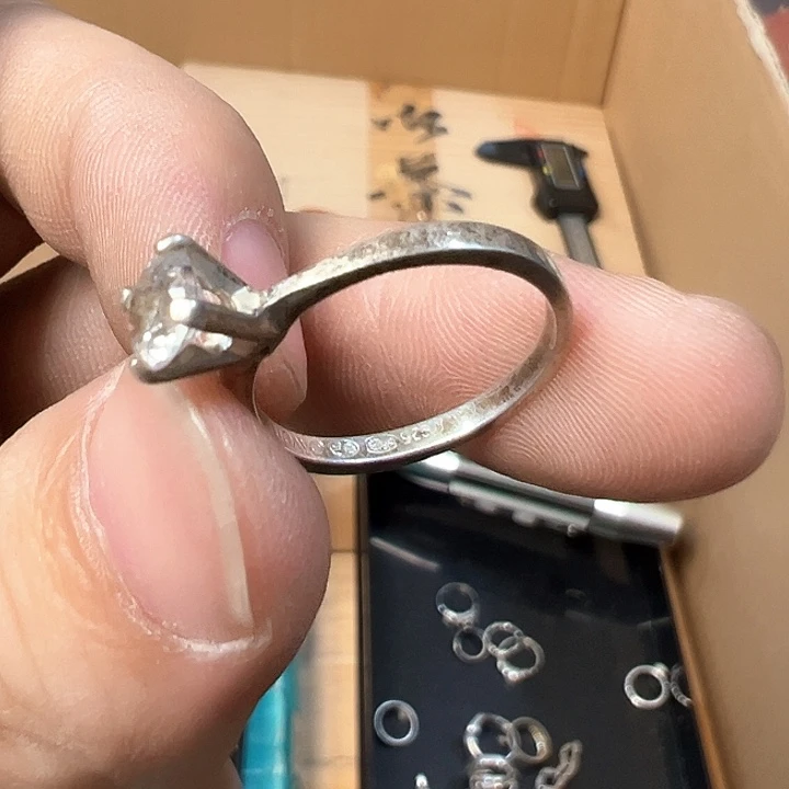 凡***～名仁中古欢迎大家