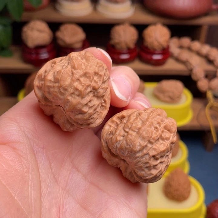 文玩核桃把件全品蛤蟆头35