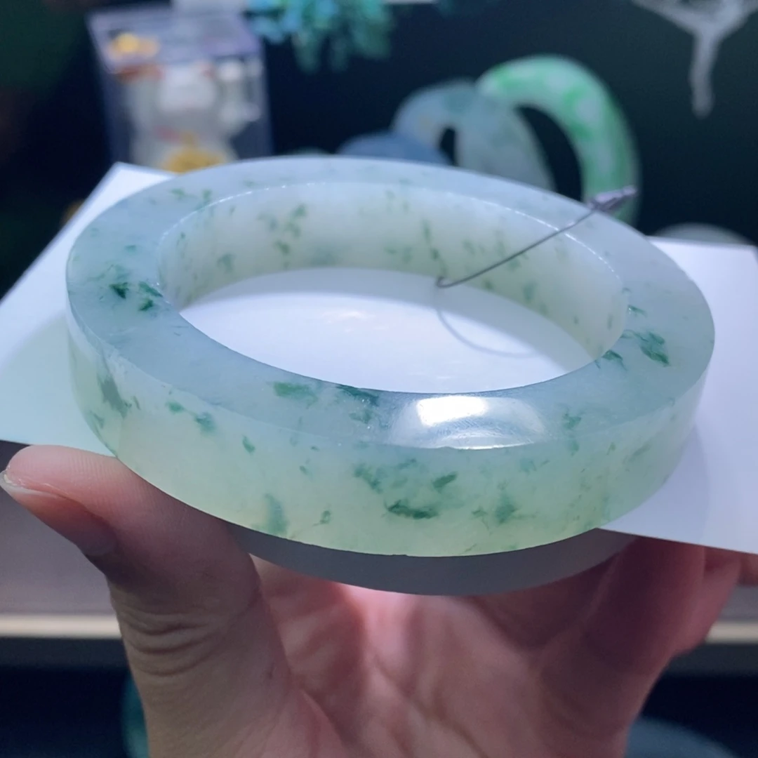 未镶嵌翡翠定制翡翠