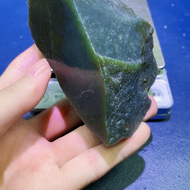 未镶嵌和田玉（糖玉）珠宝半成品