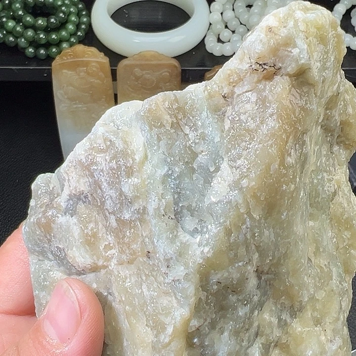 和田玉（糖玉）未镶嵌车挂