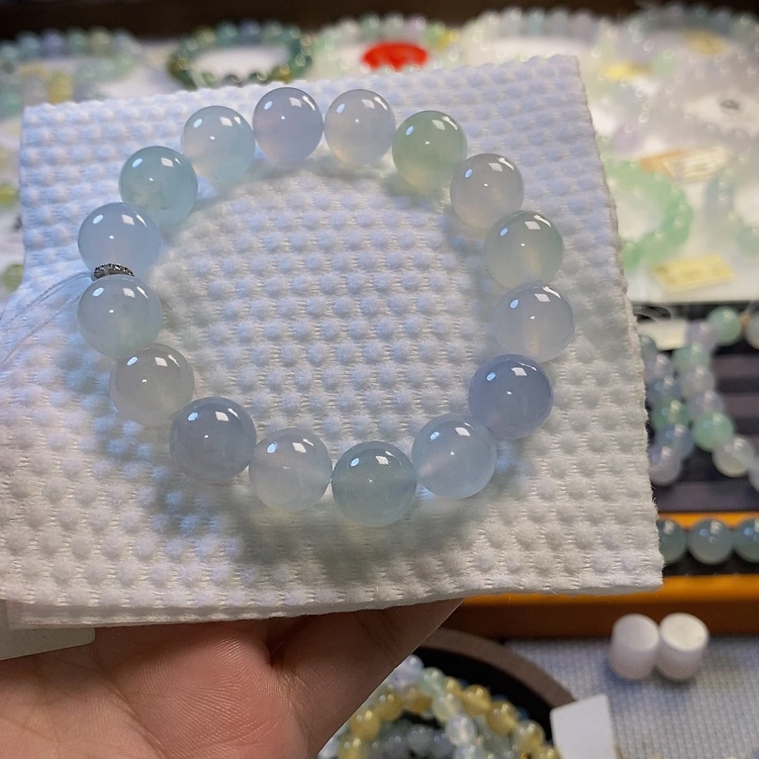 未镶嵌定制翡翠翡翠.