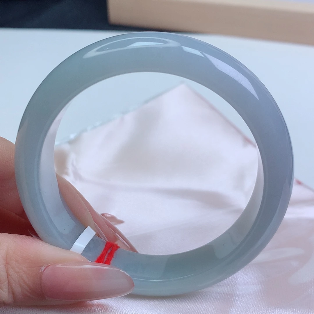 翡翠手镯未镶嵌56.5圈口