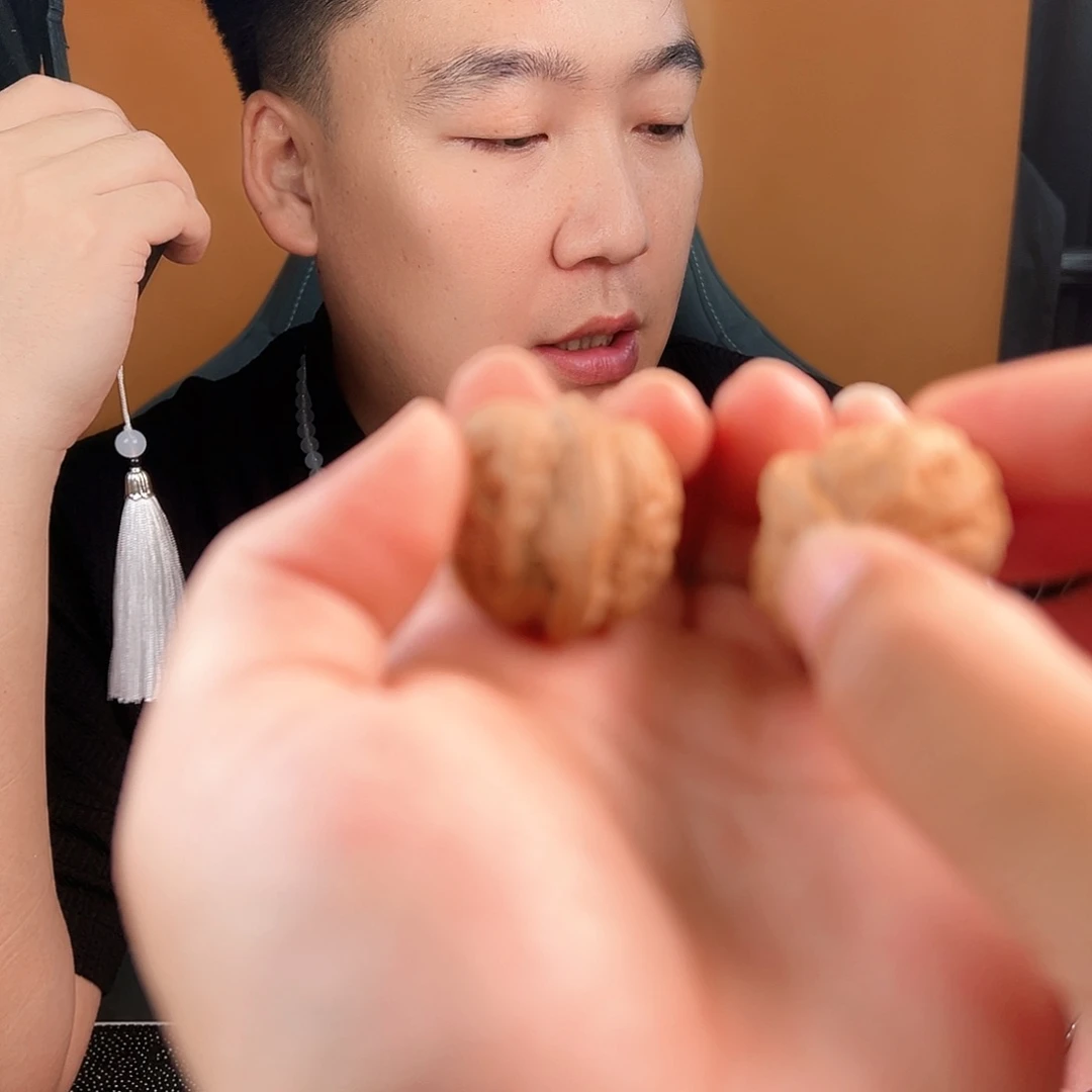 桃核把件?****12134654379