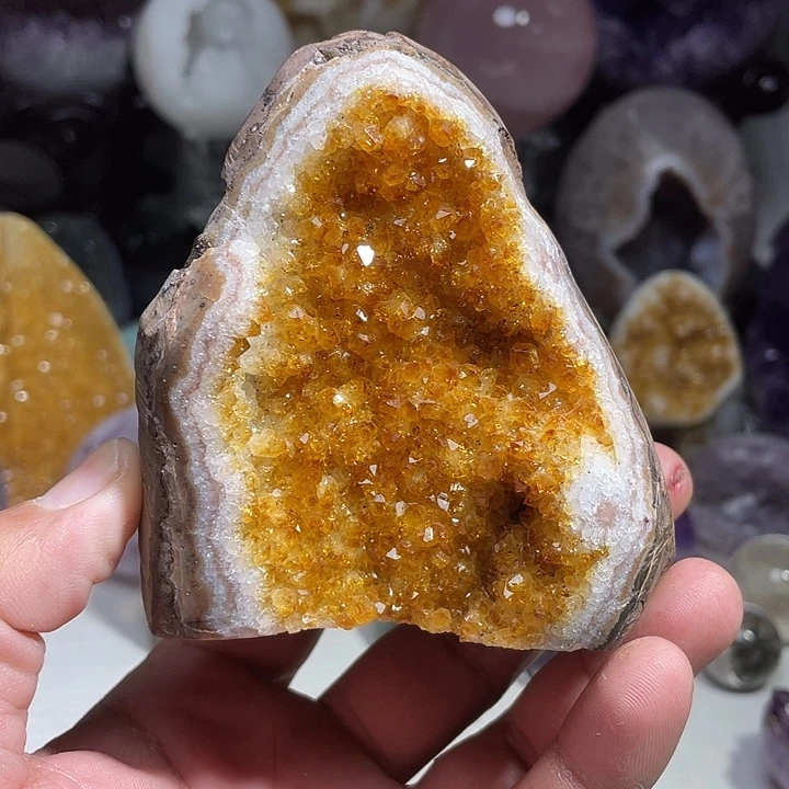 未镶嵌水晶珠宝半成品