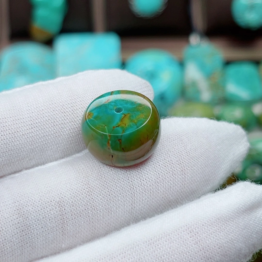 绿松石未镶嵌原矿绿松石