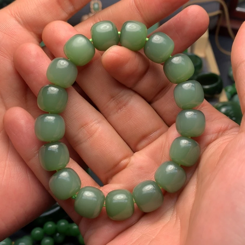 【闪购商品】未镶嵌手链和田玉（碧玉）鸡***哥